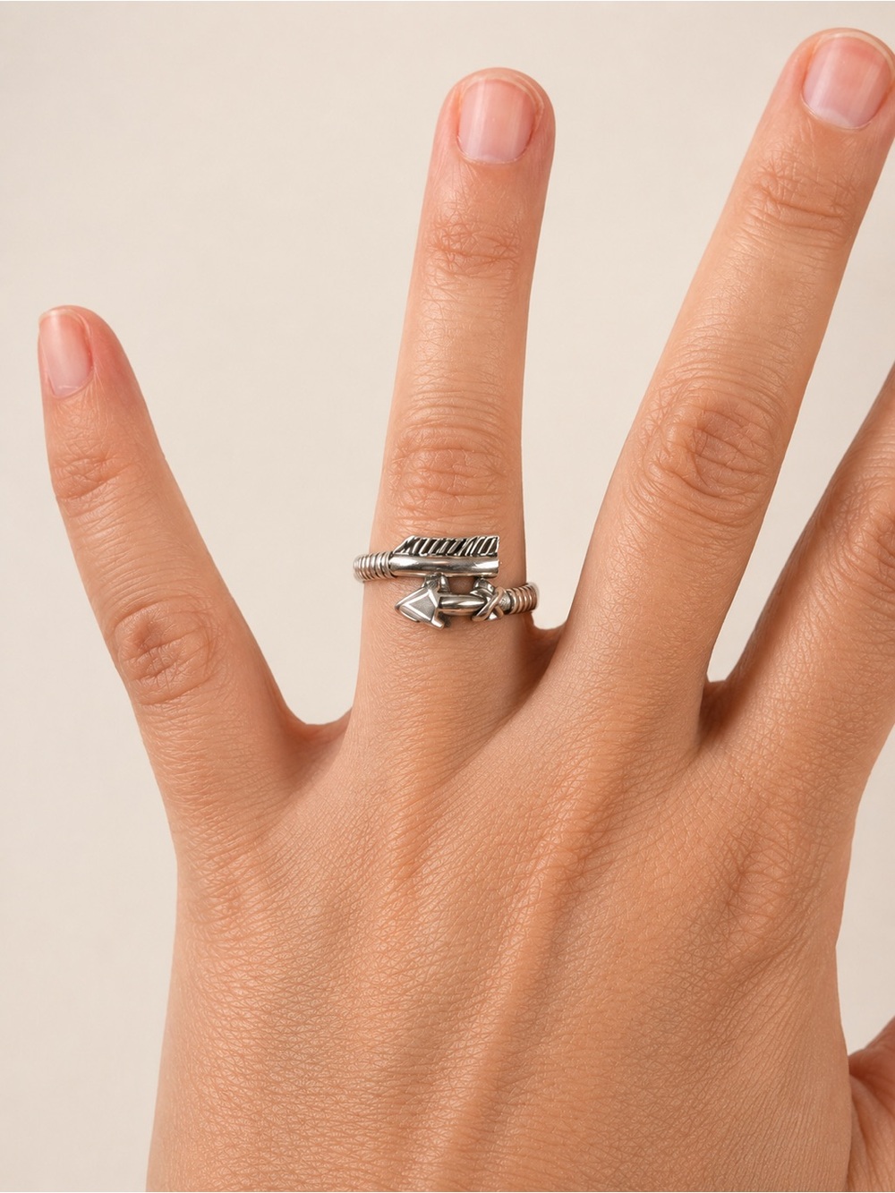 Chic Silver Arrow Ring